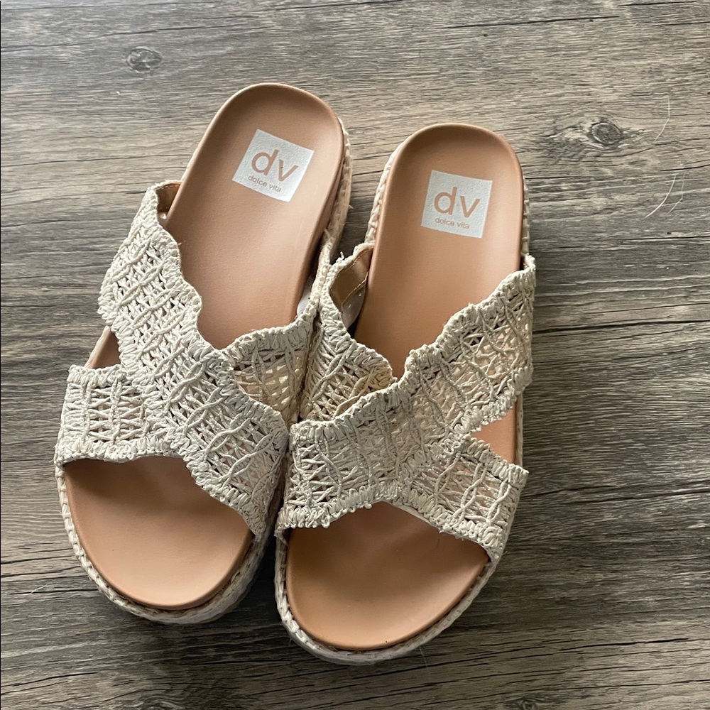 DV by Dolce Vita Women's Tan Espadrille Sandals